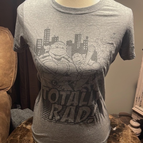 Fitted Juniors Ninja Turtles Tee - Picture 3 of 6